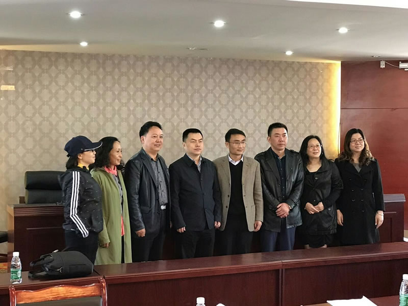 走進大涼山，扶貧我們在行動